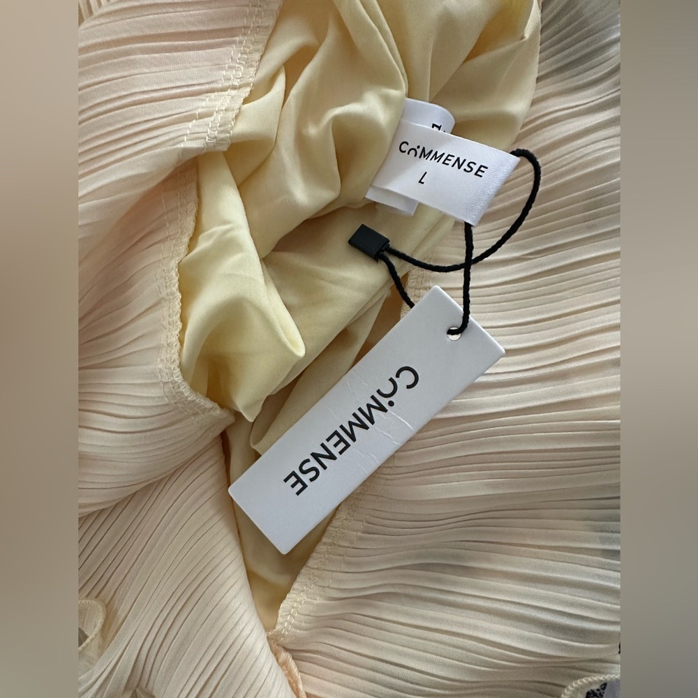 Commense Two Piece Yellow Pleated Ruffle Skirt Skirt - Picture 9 of 9